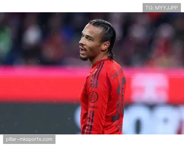 萨内射门方式解析：技术特点与实战表现分析