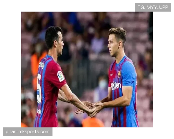 罗德里 vs 布斯克茨：后腰统治力与时代适配性差距在哪